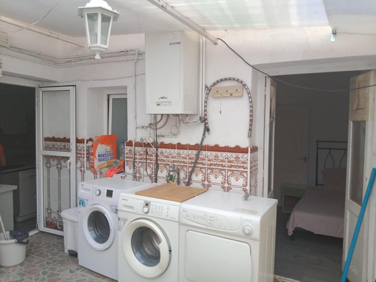 Habitacion Privada Tarragona Con Cocina Salon Y Terraza Piso Compartido Eksteriør billede